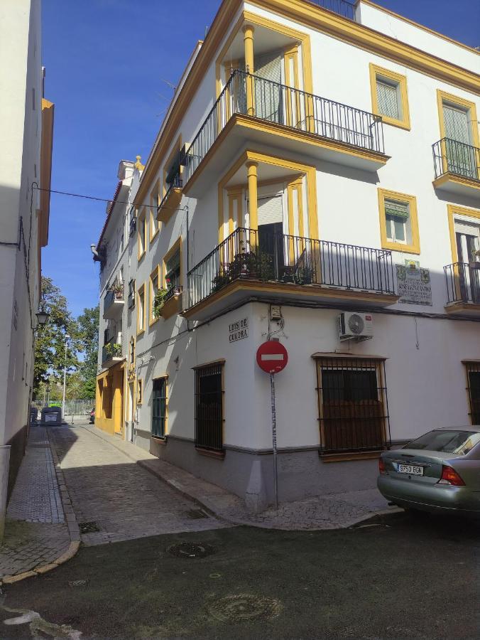 Апартаменты Vive Triana Севилья Экстерьер фото